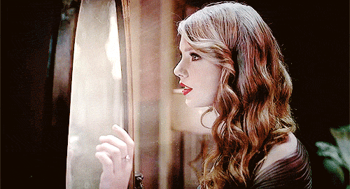 Taylor Swift - Enchanted Wonderstruck