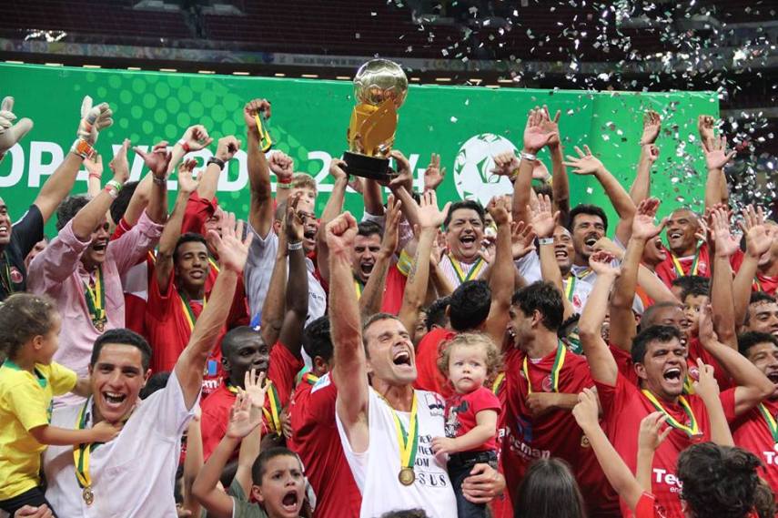 O Brasília sagrou-se como primeiro campeão da Copa Verde, torneio que teve início ano passado.