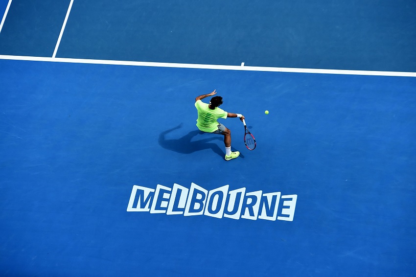 Federer em quadra pela segunda rodada do Australian Open