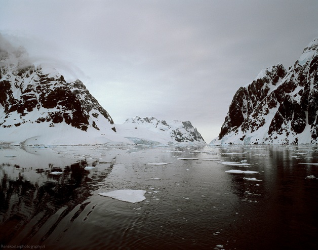  Fotógrafo registra expedição à Antártida num navio construído há 100 anos