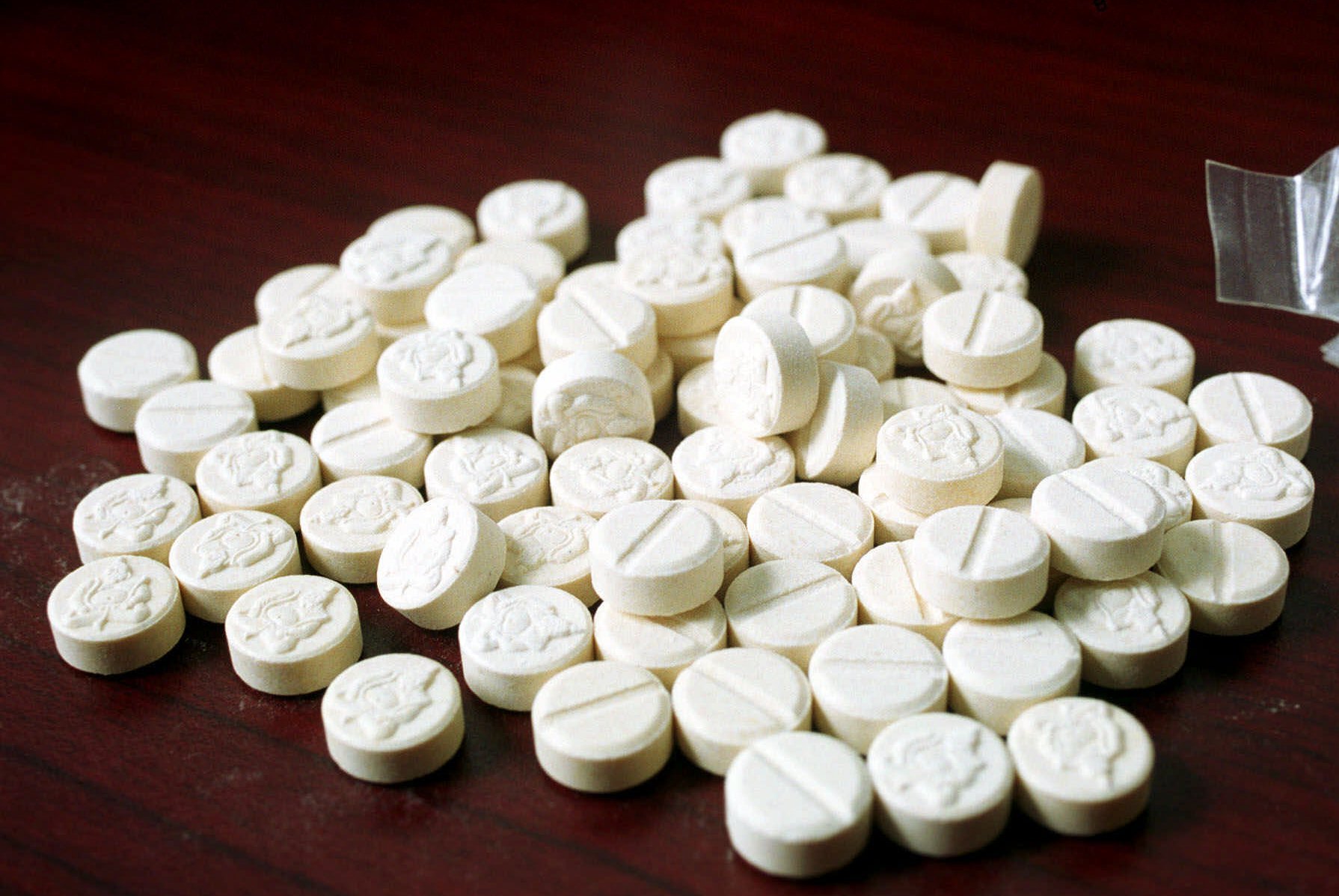 Ecstasy e novas drogas preocupam autoridades na Europa  