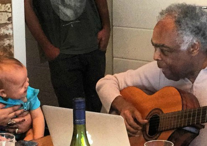 Gilberto Gil faz música para bisneta