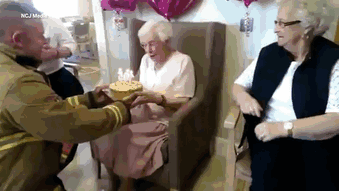 105-year-old-grandmother-birthday-wish-fireman-ivena-smailes-7