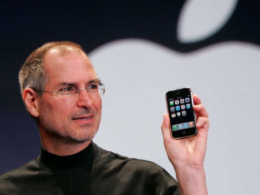 apple-reinvents-the-phone--how-steve-jobs-launched-the-first-ever-iphone