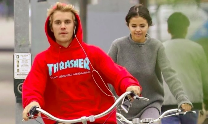 Justin Bieber e Selena Gomez em Los Angeles