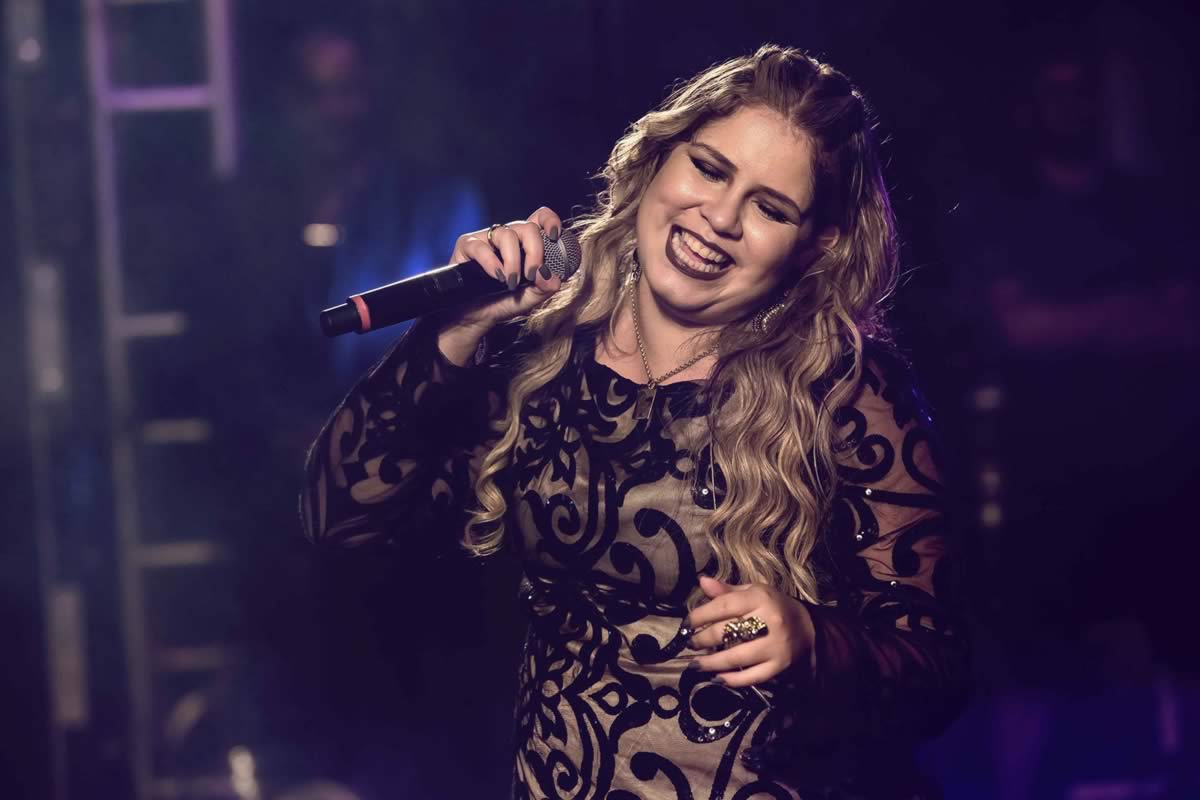 10 Greatest Female Icons of Brazilian Music | Her Campus