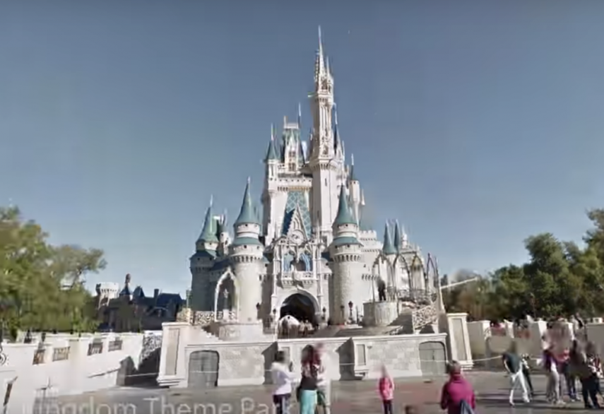 É possível espiar várias atrações dos parques da Disney em um tour virtual