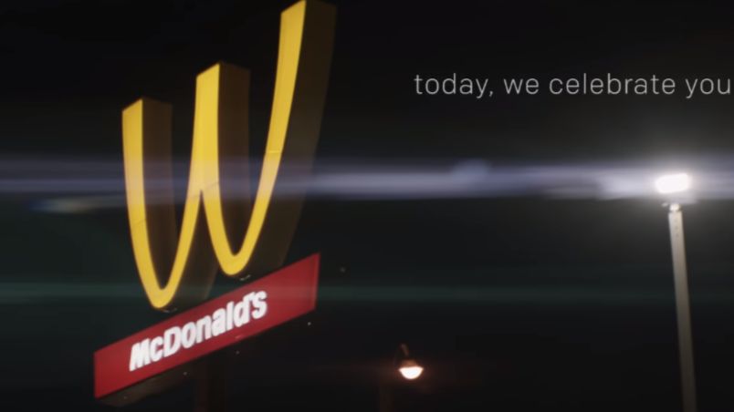 O clássico M do McDonalds invertidos para parecer um W. (Reprodução)