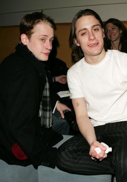 Macaulay Culkin e o irmão, Kieran