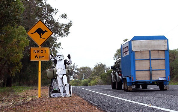 Homem vestido de Stormtrooper vai percorrer 4.000 km na Austrália