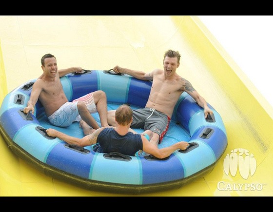 Backstreet Boys em parque aquático