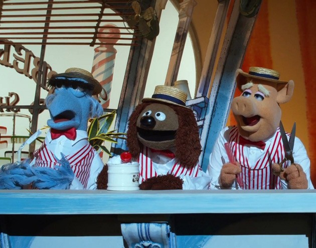 Muppets fazendo paródia de Smells Like Teen Spirit, do Nirvana, em quadro com Jack Black