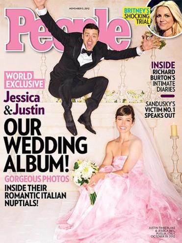 Jessica Biel usa vestido de noiva rosa 