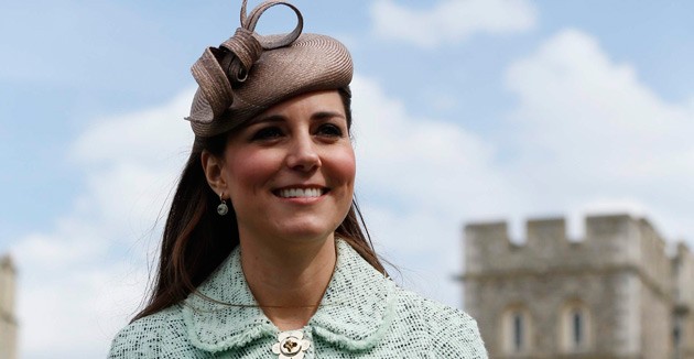 Kate Middleton usa look de mais de R$ 3 mil, segundo site