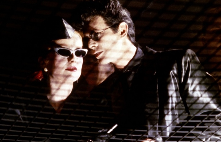 Depois de ser extraterrestre e gigolô, Bowie foi vampiro nesse filme de terror