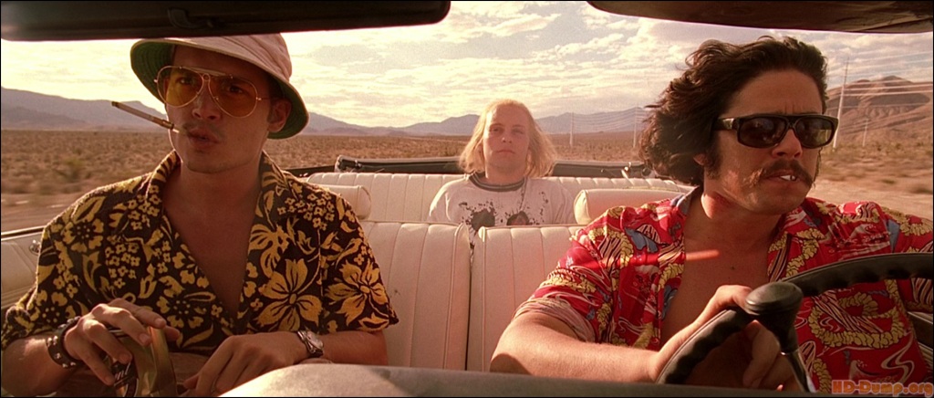Medo e Desejo em Las Vegas (1998), com Johnny Depp e Benicio Del Toro   também vinha com algumas cenas maconheiras