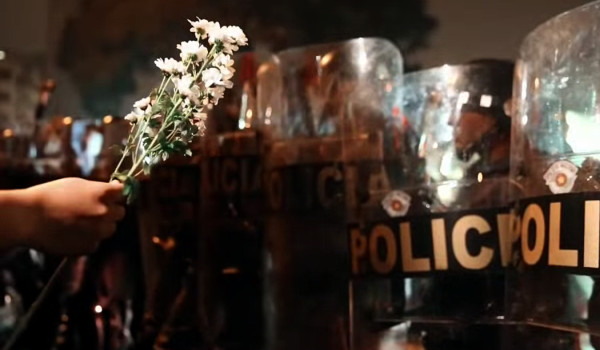 Documentário Junho, de João Wainer, imortaliza o turbulento mês que marcou os protestos no Brasil em 2013 – Virgula