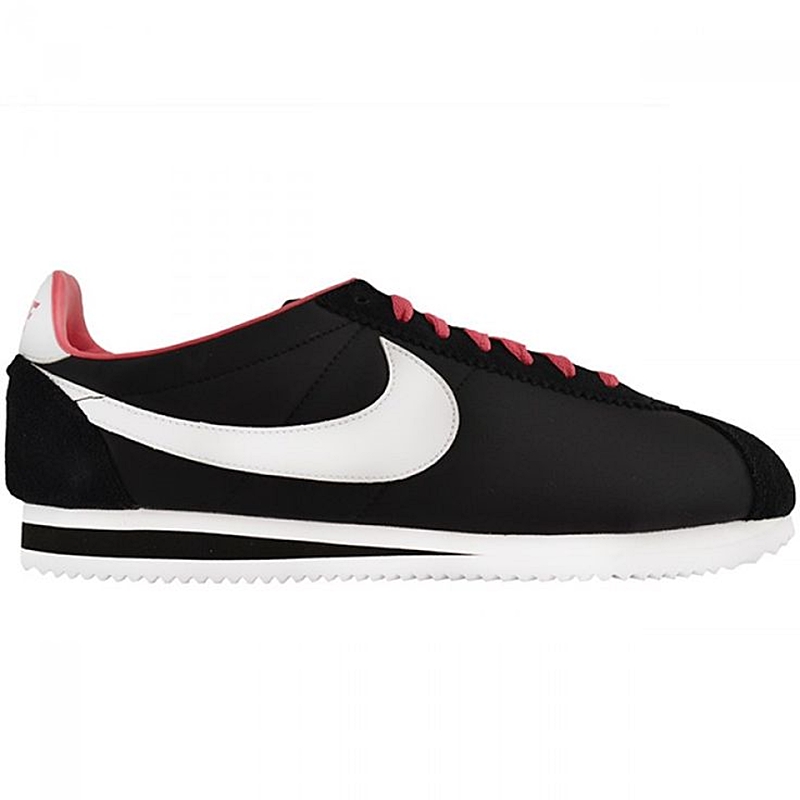 Tênis Nike Cortez; R$ 199, na Kings (www.lojakings.com.br). Preço pesquisado em novembro, sujeito a alteração