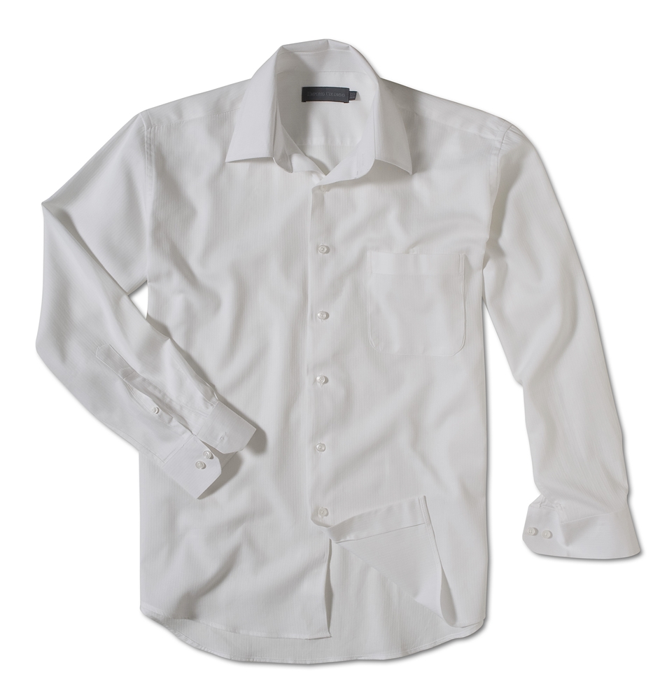 Camisa lisa branca; R$ 59,95, na Camisaria Colombo Preço pesquisado em dezembro de 2014, sujeito a modificações