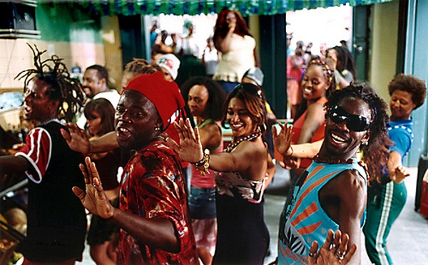 O filme de 2007 se passa no último dia do Carnaval, em Salvador