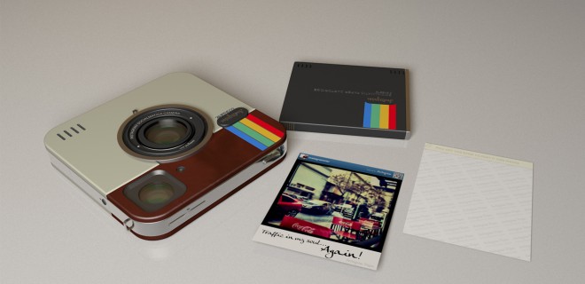 O protótipo criado pelo designer Antonio de Rosa pode ser descrito como uma câmera Polaroid com Instagram embutido. Você clica, aplica filtros à imagem e a imprime instanteneamente em papel. Massa, né? O nome da invenção é Socialmatic
