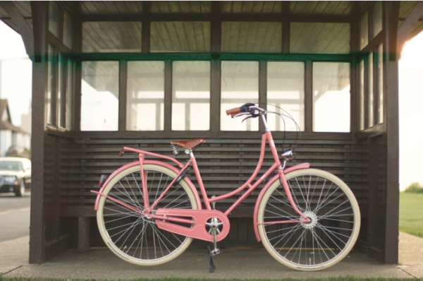 Modelo da marca inglesa Beg Bicycles, que entrega no Brasil. Preço: £675.00/ R$ 2.755   http://www.begbicycles.com/