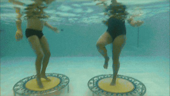 Atividade combina diferentes tipos de exercício na piscina em aulas de 45 minutos