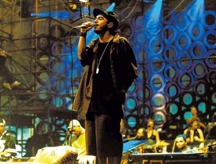 Em 2005, Marcelo D2 estava no auge da carreira após o lançamento do álbum 'Acústico MTV'. O rapper fez o som da final do BBB 5 e animou a vitória do brother Jean Wyllys.