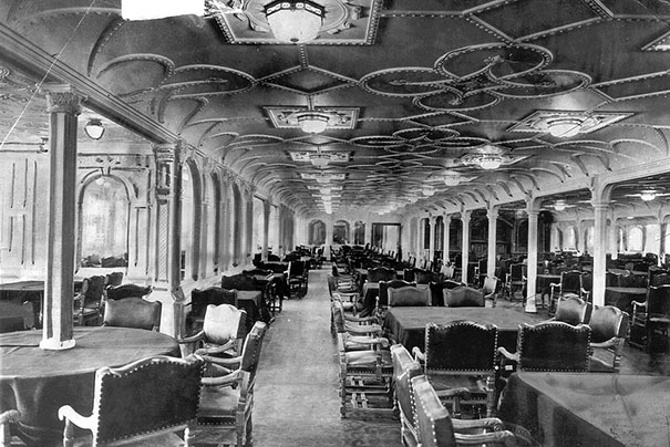 Salão onde eram servidas as refeições para os passageiros mais endinheirados