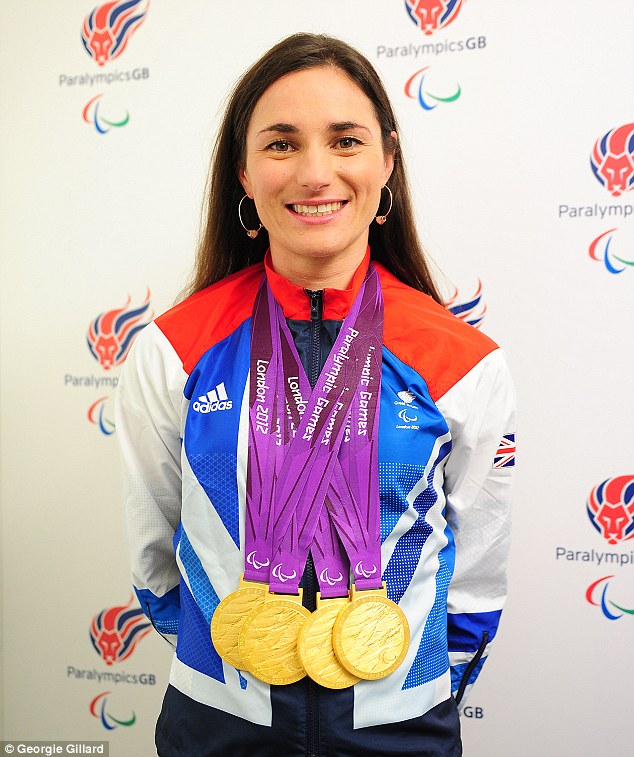 A britânica ganhou quatro ouros em quatro competições que participou no ciclismo de estrada e velocidade em Londres 2012. Nem precisa dizer que ela é favorita em tudo que disputar, né?
