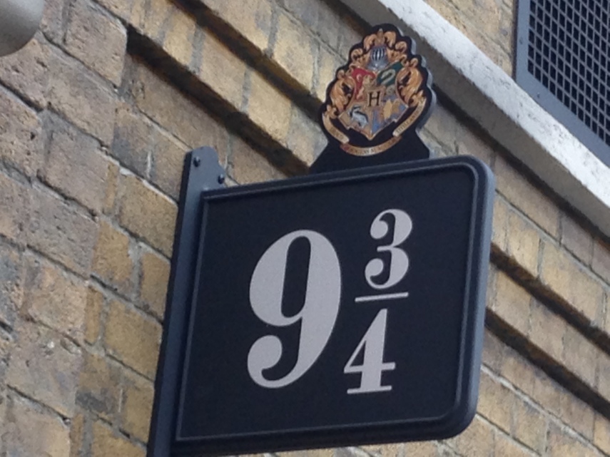 Plataforma na estação King's Cross, de Harry Potter