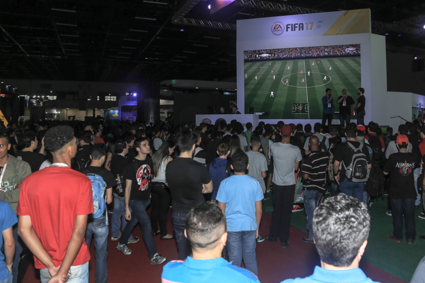 Com cultura geek, compras e claro, games, Brasil Game Show 2016 fez a festa de público jovem em São Paulo