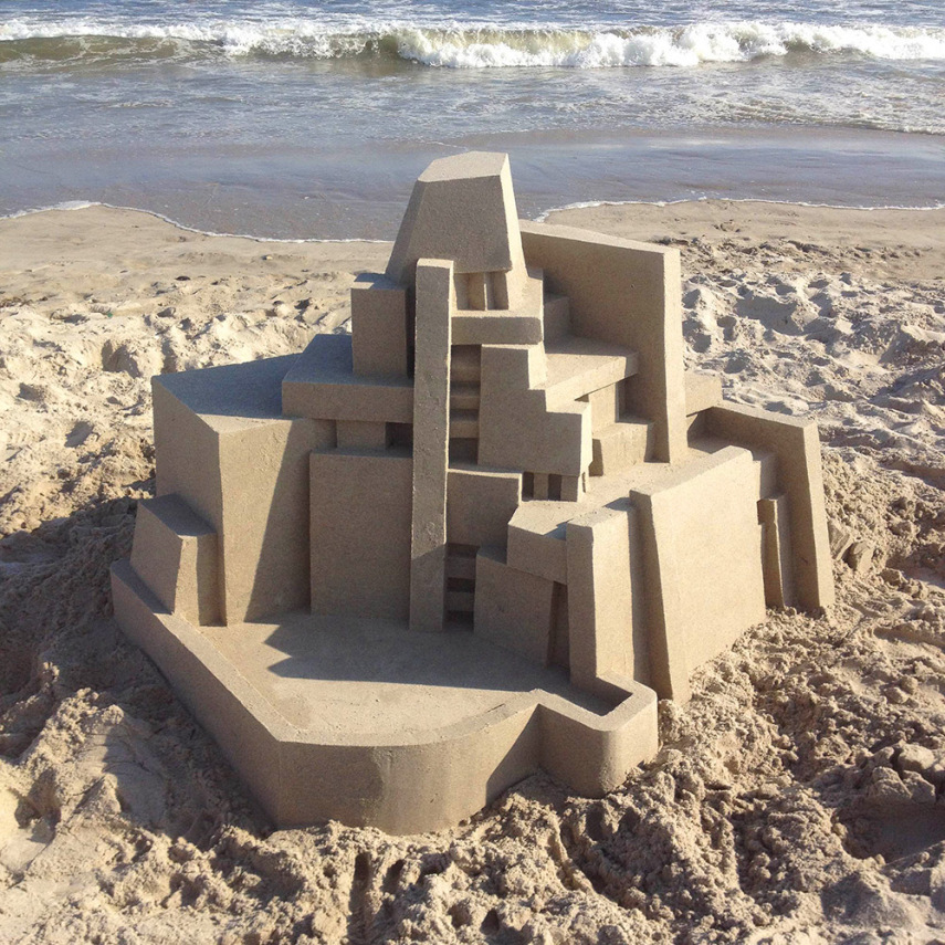 Calvin Seibert se inspira em elementos da arquitetura moderna para criar estas incríveis esculturas de areia. Fenomenal, né?
