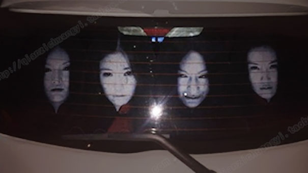 Chineses usam adesivos para assustar motoristas que usam farol alto