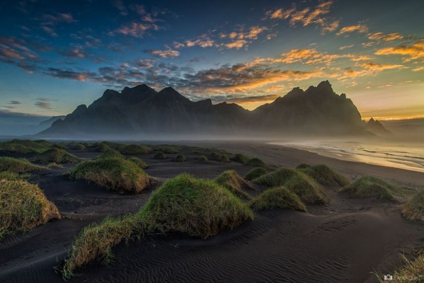 Beleza natural atrai turistas à Islândia