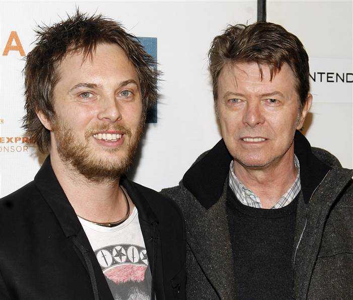 Duncan Jones, filho de Bowie, contou que um dos últimos momentos emocionantes que ambos compartilharam foi quando ele revelou o sexo de seu neto: 