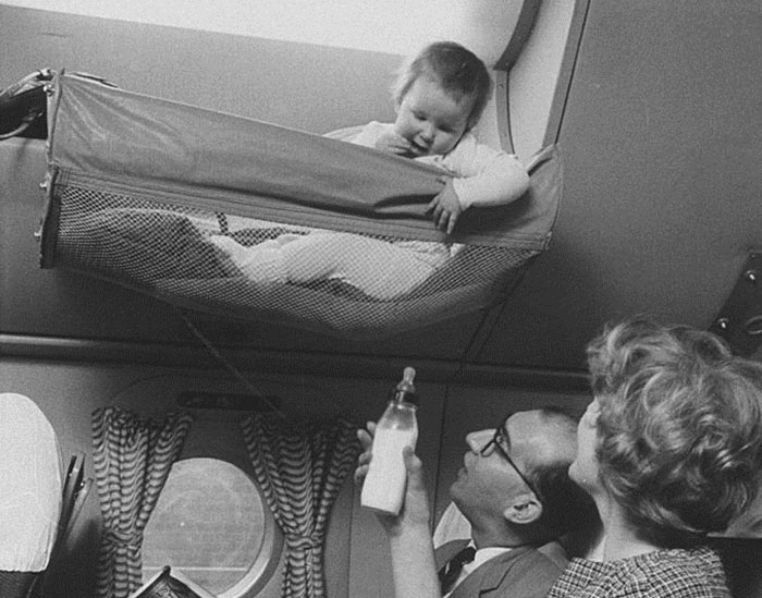 Fotos dos anos 1950 mostram como eram viagens de avião