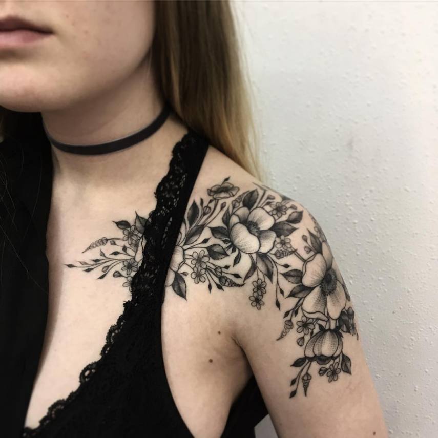 Vlada Shevchenko é a tatuadora responsável por estes desenhos delicados e precisos da galeria. Como não amar? Corre no Instagram dela para ver mais!