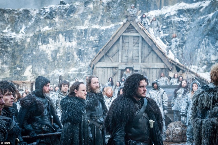 Cena da última quinta temporada de 'Game of Thrones. Série tem locações na Islândia