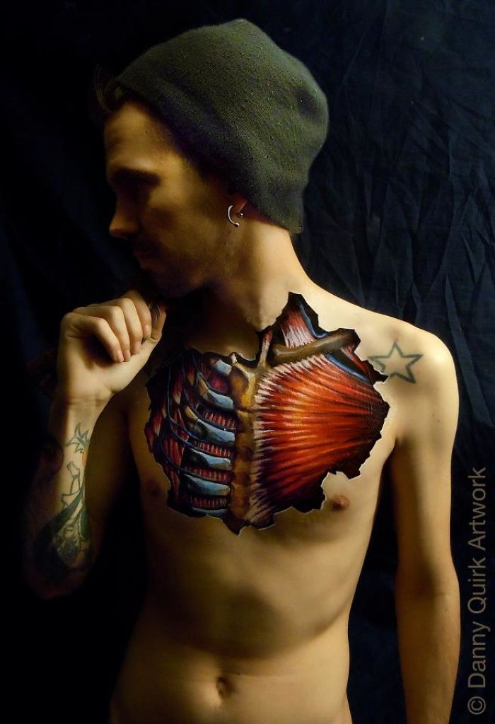 Danny Quirk é um jovem artista norte-americano que cria pinturas corporais realistas que 