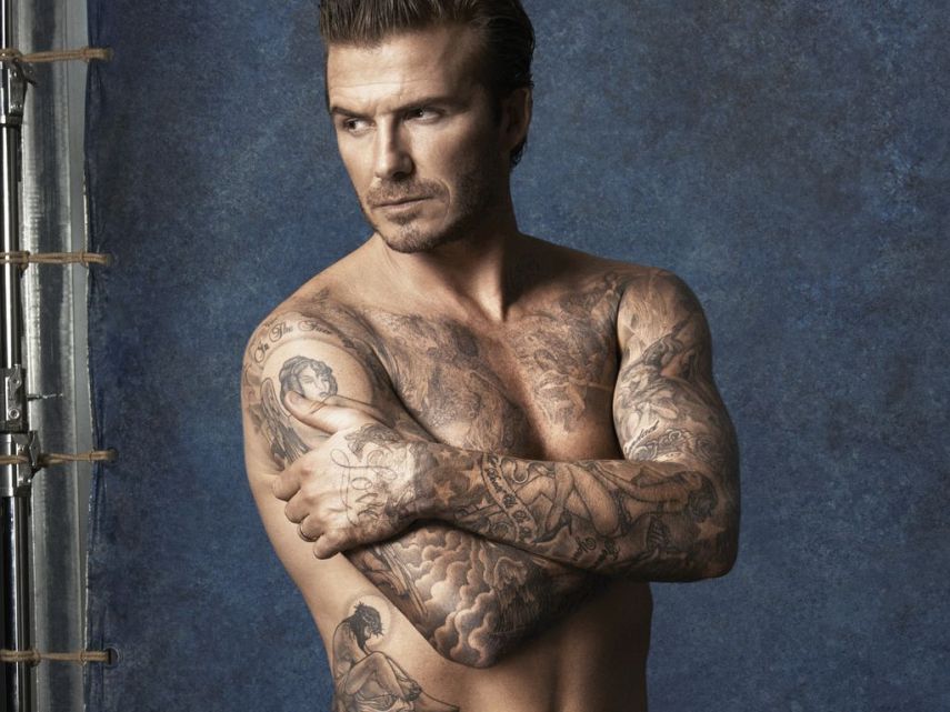 Quase todas suas tatuagens de David Beckham foram feitas por Louis Malloy. A maioria de suas tatuagens são dedicadas a sua mulher, Victoria Beckham. No seu sexto aniversário de casamento, o casal fez uma tatuagem em sânscrito que se traduz em 