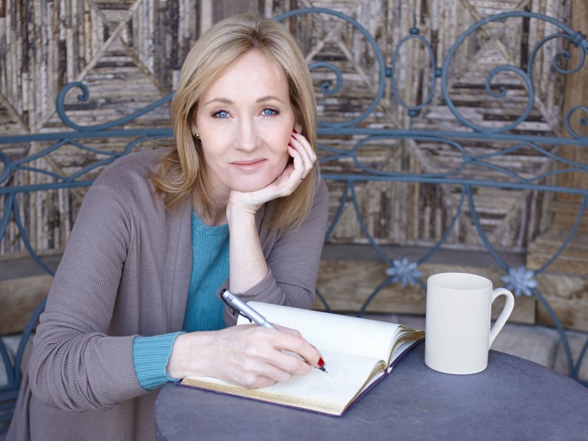  JK Rowling é escritora e produtora de cinema