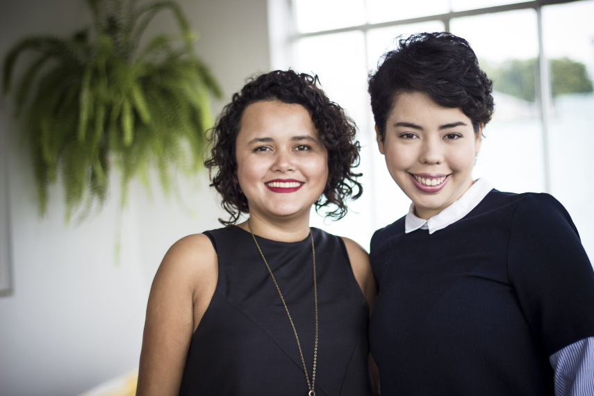 Carolina Castro, jornalista de 30 anos, e Suzana Nakamura, designer de 27 anos