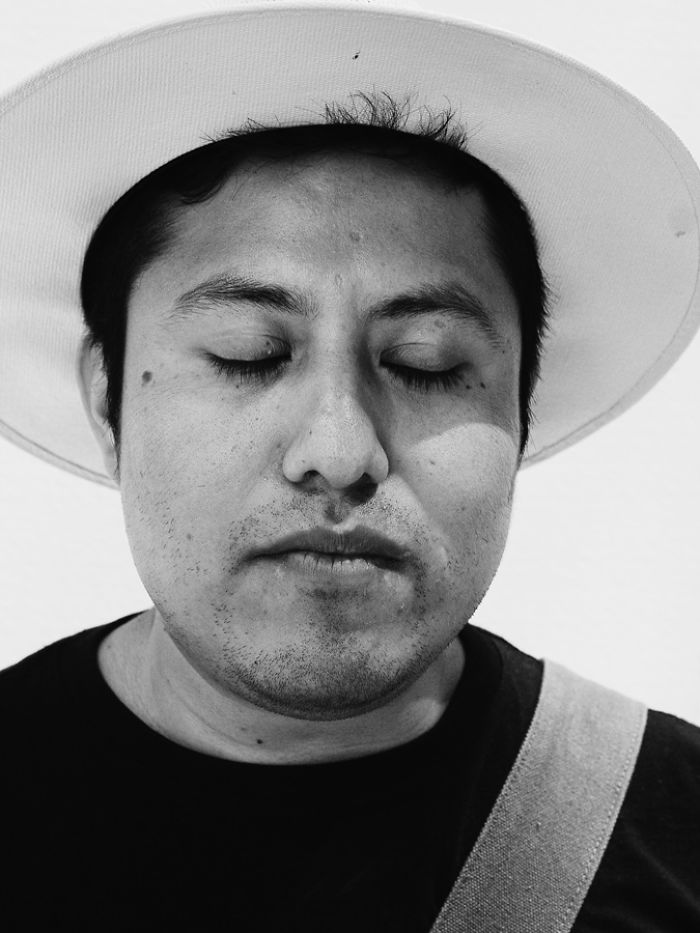 O fotógrafo mexicano Jozef Ibarr resolver fotografar pessoas experimentado pimenta Habanero, uma das mais fortes do mundo