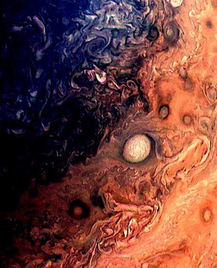 Nasa libera novas fotos de Júpiter