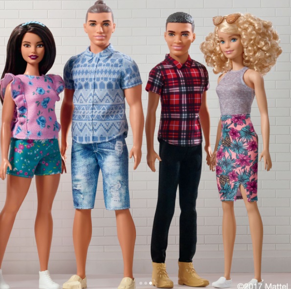 A nova geração de bonecos Ken agora inclui 15 novos looks, três tipos de corpo, sete tons de pele e 9 penteados. A linha completa conta com 40 novas bonecas, 7 tipos de corpo, 11 tonalidades de pele e 28 cabelos diferentes