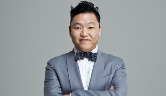 Psy é filho de um magnata da área de fios elétricos que já faturou por volta de R$ 100 milhões. Eles vivem no bairro de Gangnam, aquele mesmo do 'Gangnam Style'
