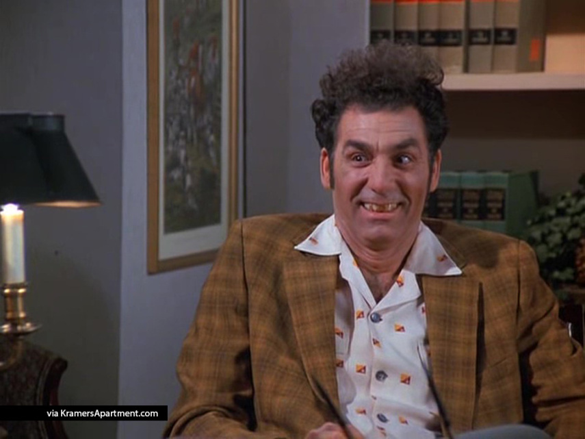 Larry David, um dos criadores de Seinfeld, inventou Cosmo Kramer baseado em seu vizinho na vida real, Kenny Kramer, um comediante excêntrico que sempre tinha trabalhos “diferentes”. Michael Richards, o ator que faz Kramer, optou por não conhecer o Kramer real para manter a sua visão do personagem como algo único. 