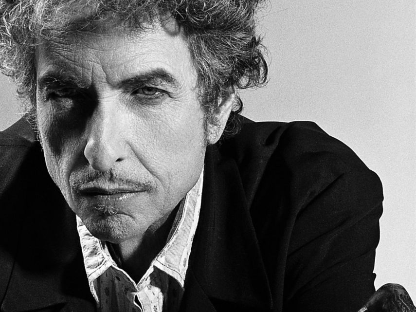 Bob Dylan é pintor e já até expôs suas telas e esculturas feitas com ferro