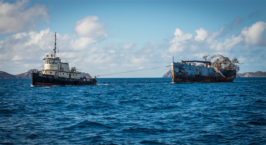 Uma escultura gigante de um Kraken foi afundada junto com um navio da Segunda Guerra Mundial, perto das Ilhas Virgens Britânicas, no Mar do Caribe, para criar um novo ecossistema de corais na região